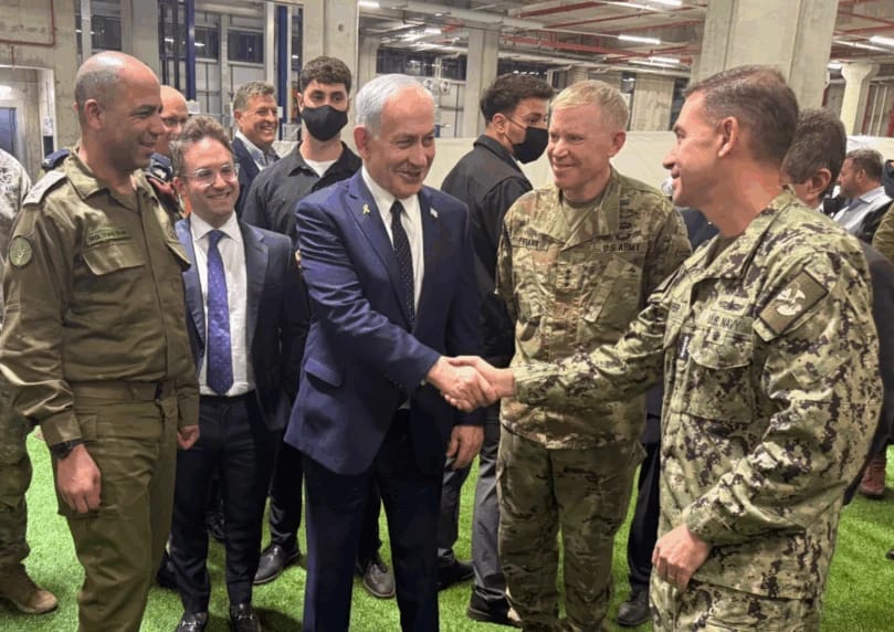 内塔尼亚胡总理在访问位于基里亚特加特的美国总部期间，会见了美国中央司令部司令布拉德·库珀海军上将。该 ...