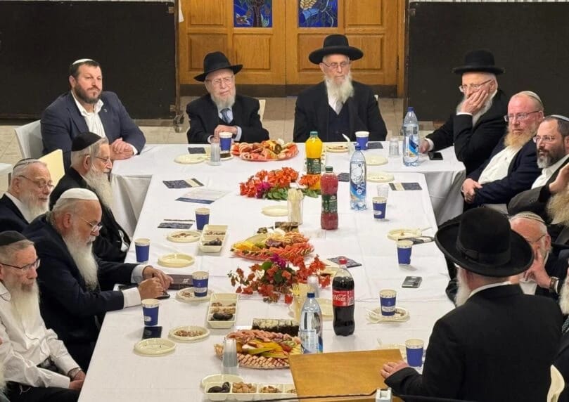 宗教犹太复国主义拉比与阿米凯·埃利亚胡部长和哈巴德运动的代表齐聚一堂，讨论了教育体系纳入非犹太裔、教 ...