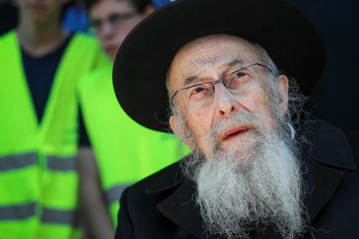 犹太复国主义宗教拉比多夫·利奥尔和兹维·以色列·陶联名致信，抗议最高法院干预拉比考试及允许女性担任相 ...